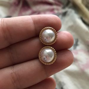 Kate Spade pearl stud earrings!